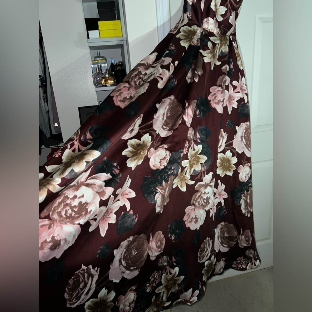 Windsor prom dress, A-line dress, ballgown, prom, red dress, Windsor dress - Picture 3 of 8